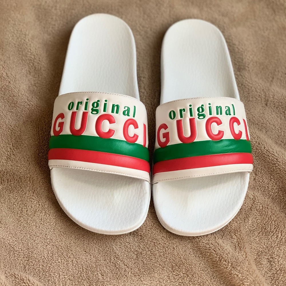 White “Original Gucci” Pool Slides 🚨SOLD 🚨